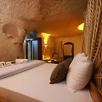 Mommy's Cave Hotel *