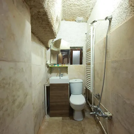 Mommy's Cave 괴레메