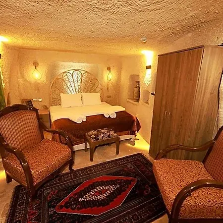 Mommy's Cave Отель *